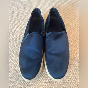 J/Slides Women’s Slip on in Navy Satin Size 10.5
